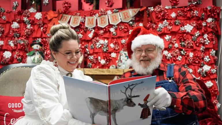 Photo of Santa and Mrs. Claus from Santa Village