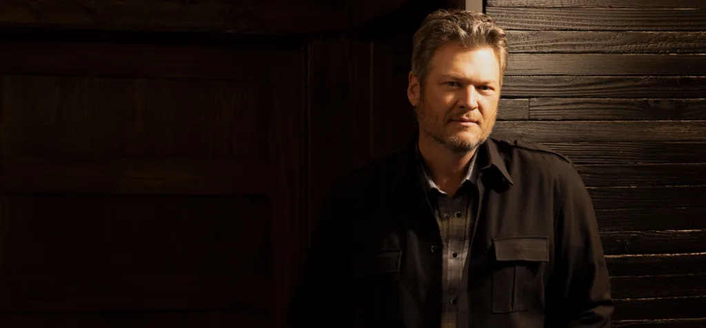 Photo of Blake Shelton