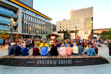 Photo of Fargo Broadway Square
