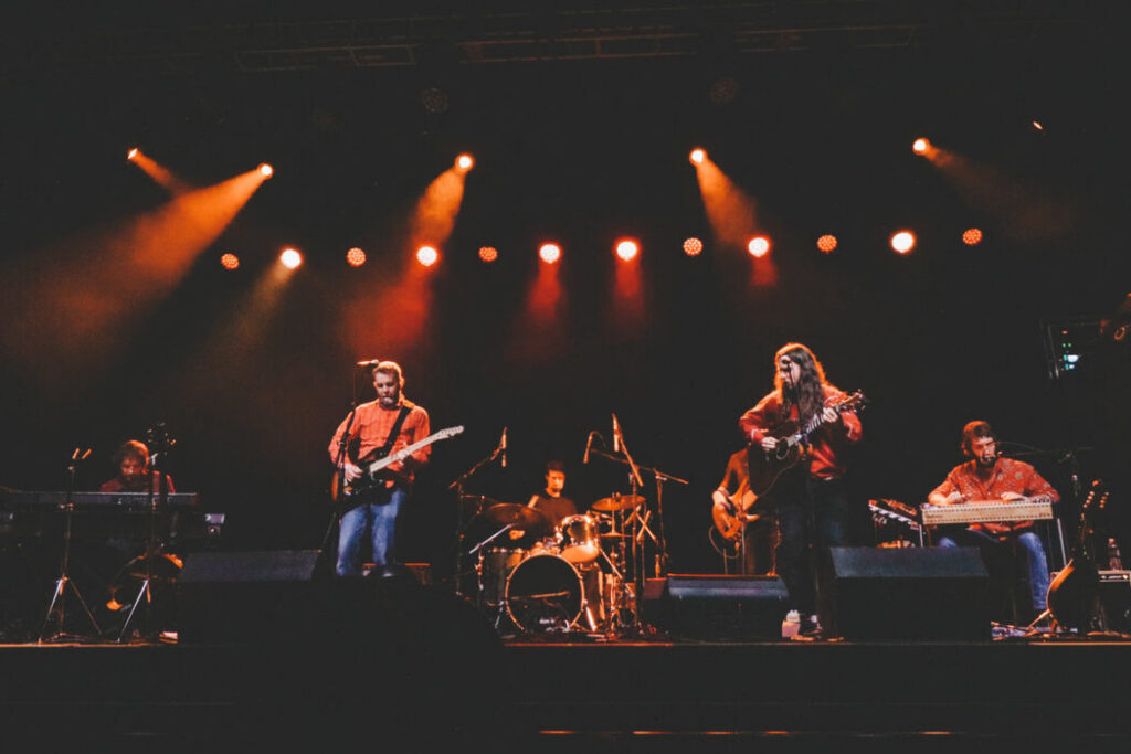 Demps Night at Aqua: Stringdingers *Free*