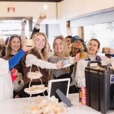 People participating in the Coffee and Cocoa Crawl