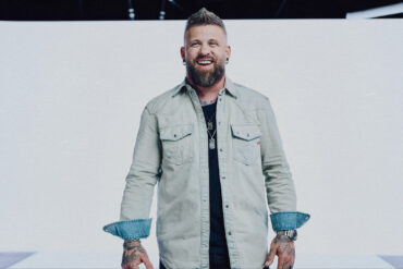 Photo of country music artist Brantley Gilbert